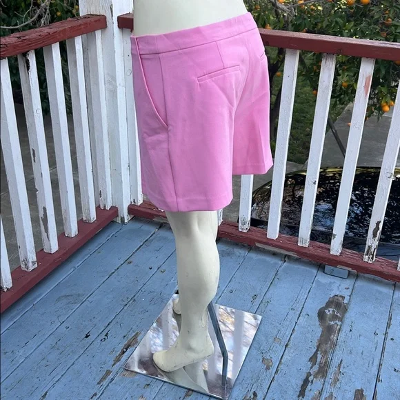 SRP $576 Short Suit Set (2pc) in Blossom - Picture 5 of 7